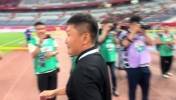 牛志明：比赛没开始刘建业都已经跑过来了，弄得有点措手不及哦